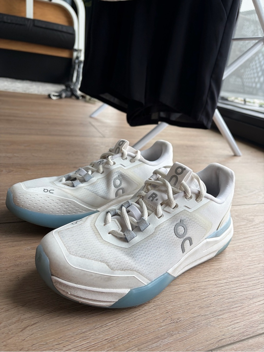 On THE ROGER Advantage Pro court shoes